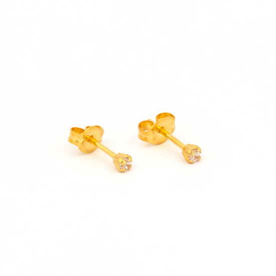 صورة Studex® Sensitive™ 24ct Gold Plated Cubic Zirconia 2mm: S740STX